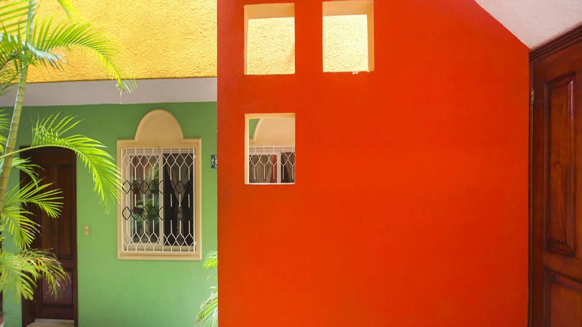 Beach House Hotel Playa del Carmen